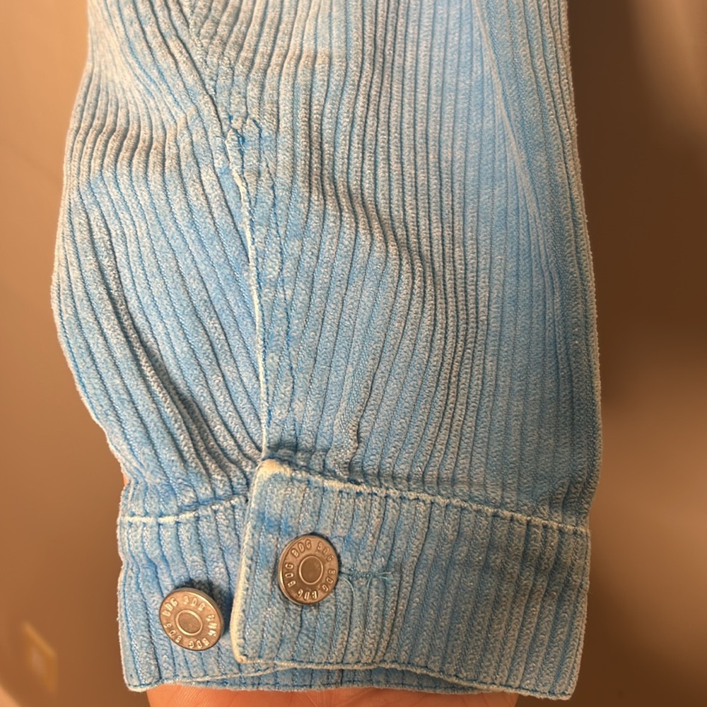 BDG Carissa Corduroy Cropped Jacket Blue Button Closure Size XS 100% Cotton - Picture 10 of 11